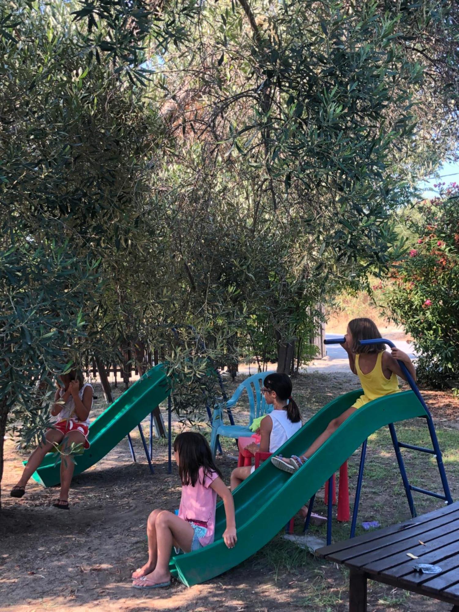 חניוטי Deres Apartments מראה חיצוני תמונה